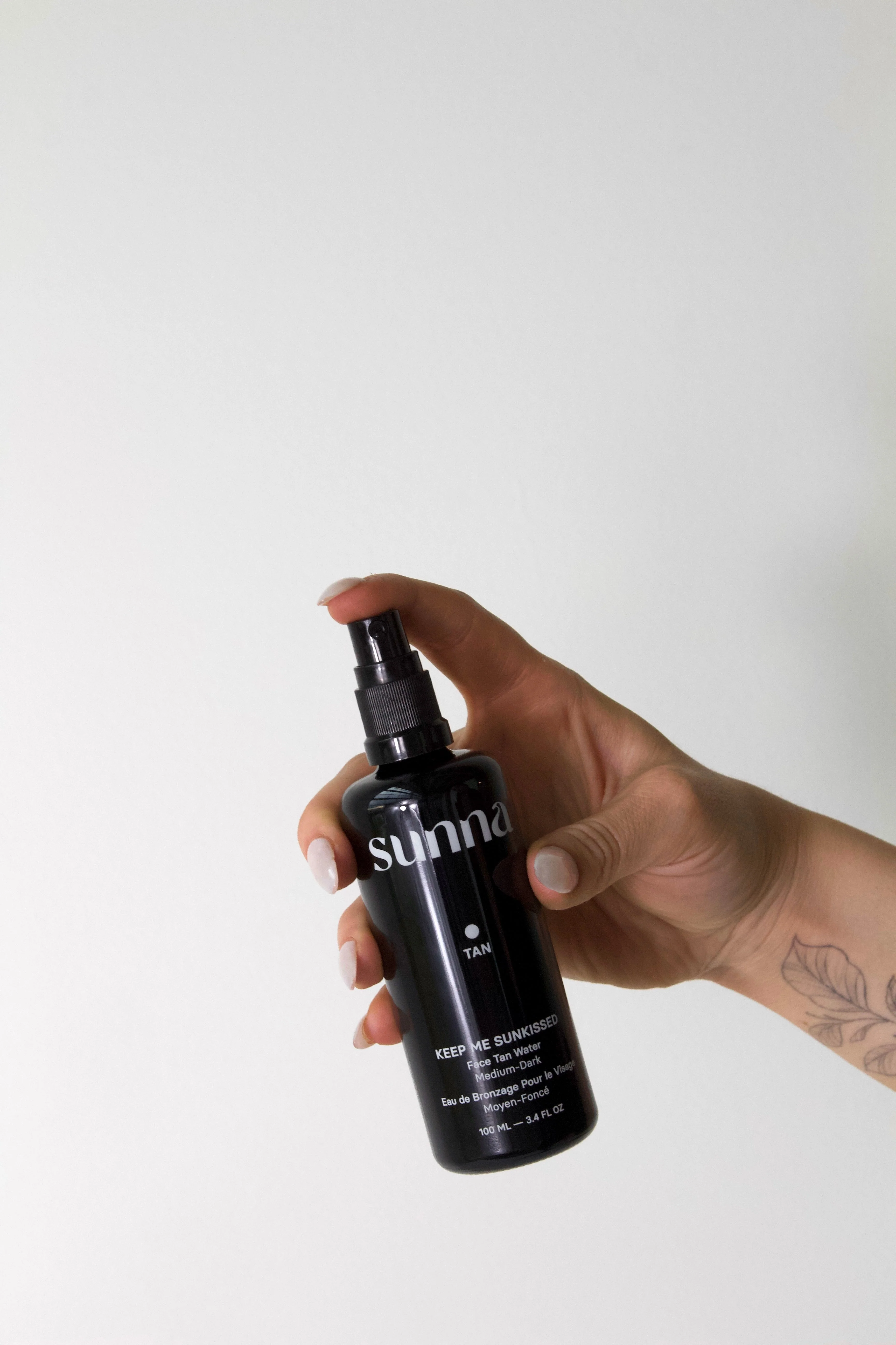 Face Tan Water (Medium/Dark) - Image 3
