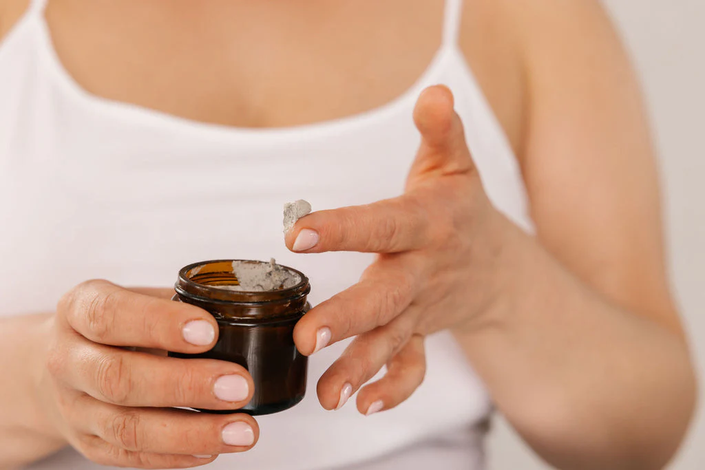 Get Closer Natural Deodorant - Vanilla/Lavender - Image 4