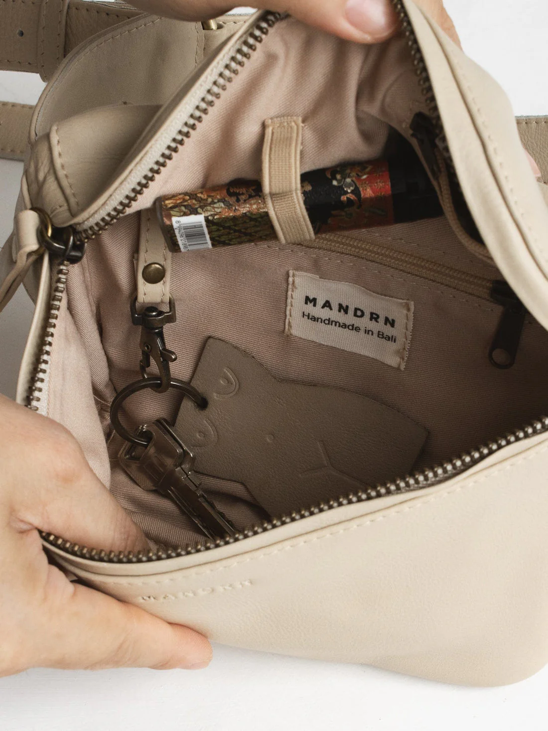 Remy - Body Bag - Image 8